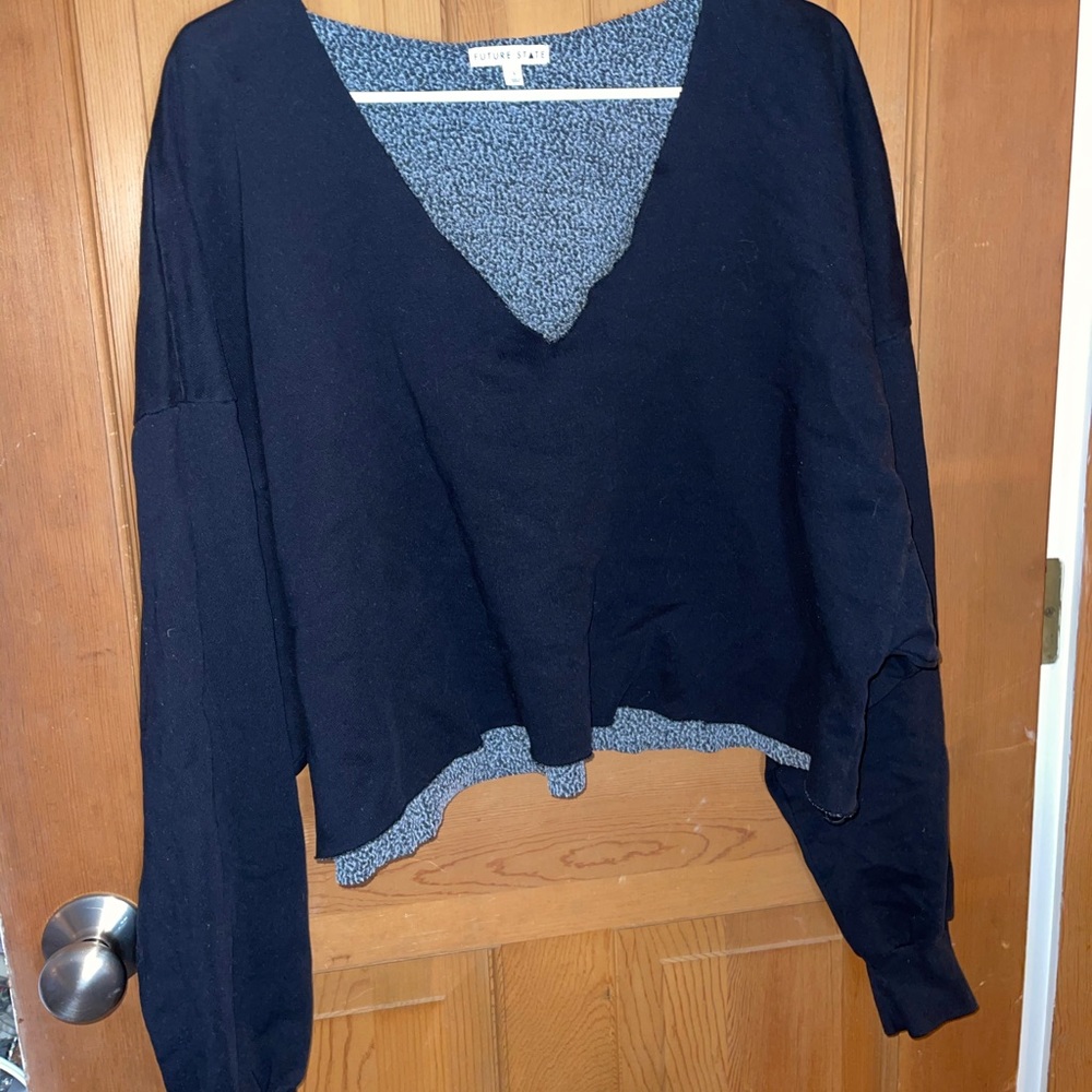 Cropped Sweatshirt - Picture 4 of 4